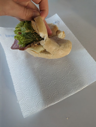 Comentarii opinii despre Lipóti Pékség Corvin