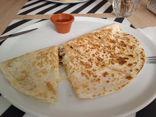 Opinii despre Retro Presszó în Zengővárkony - Vendéglátás