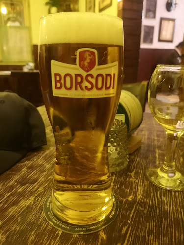 Mosonmagyaróvár, Jókai Mór u. 3, 9200