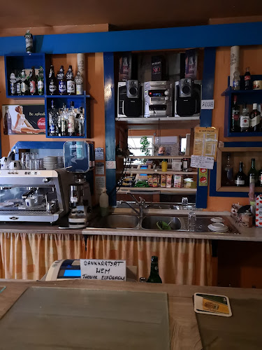 Opinii despre 20 Cafe Falatozó în Nagyvázsony - Vendéglátás