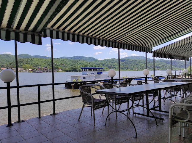 Nagymaros, Hajóállomás, 2626