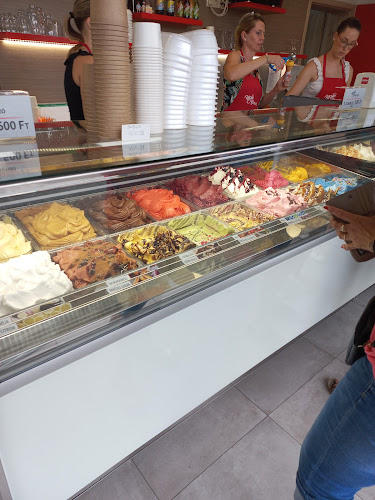 Kóczán Fagyizó - Vendéglátás