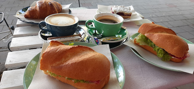 Opinii despre Lipóti pékség în Balatonalmádi - Vendéglátás