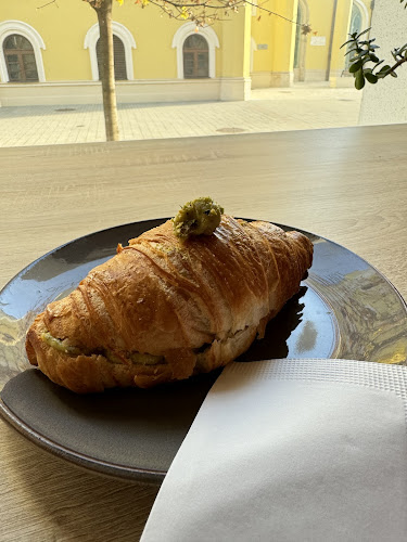 Comentarii opinii despre Frida Kávéház