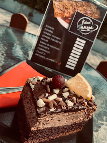 Pápa, Piac tér, 8500