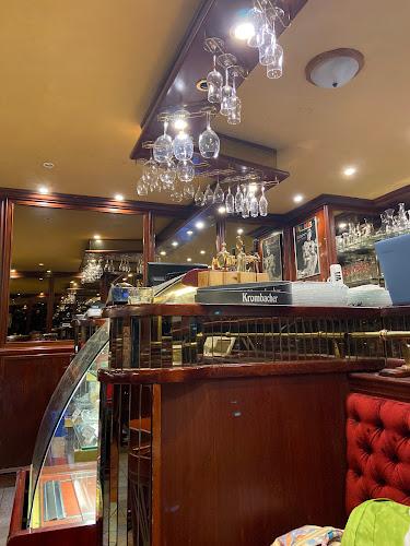 Komédiás Kávéház - Vendéglátás