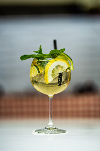 Opinii despre Gomba Étterem és Pizzéria în Révfülöp - Vendéglátás