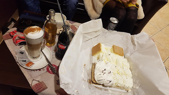 Comentarii opinii despre Iparos Kávézó