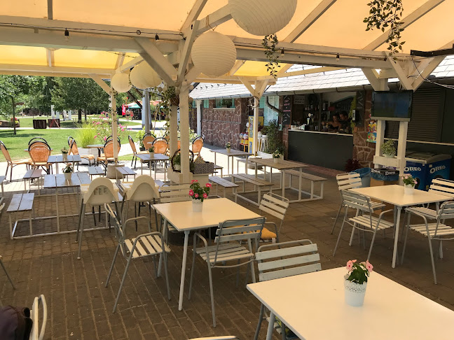 Opinii despre Süss fel Nap Strandbisztró în Balatonalmádi - Vendéglátás