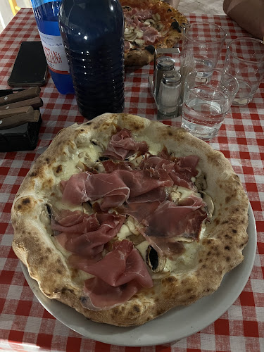 Comentarii opinii despre Il Mulino Italian Bistro pizzeria
