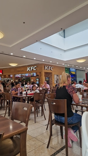 Opinii despre KFC Eger Agria Park în Eger - Vendéglátás