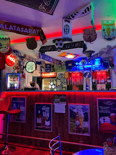 Comentarii opinii despre Árkád Söröző - Kávézó