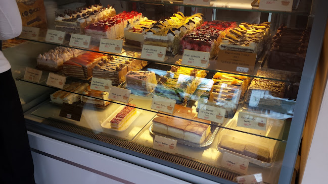 Comentarii opinii despre Príma Cukrászda