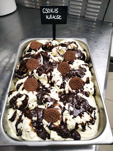 Nyíracsád, Petőfi tér 2-3, 4262