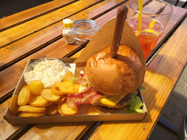 Rév Büfé - Révfülöp