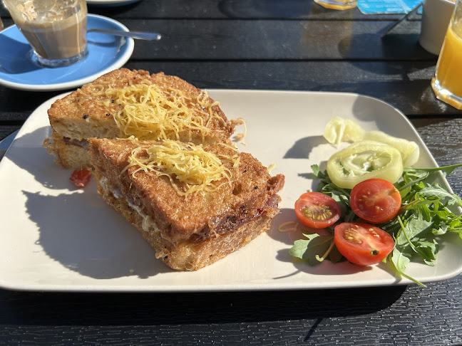 Érd, Múzeum sétány, 2030