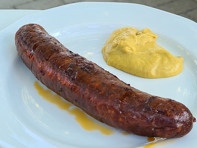 Opinii despre 401-es Romkocsma és Kemence Kert în Balatonfenyves - Vendéglátás