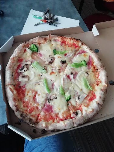 Opinii despre Tommaso Pizzéria în Kaposvár - Vendéglátás