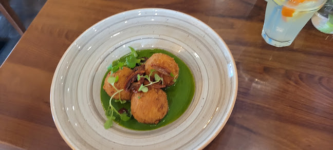 Opinii despre Vitorlás Étterem în Balatonlelle - Vendéglátás