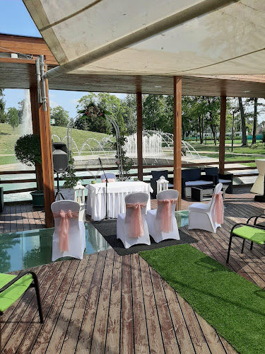 Platán - Vendéglátás