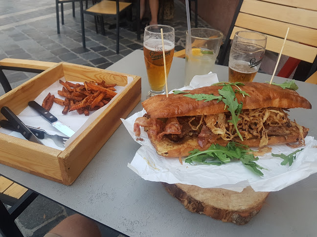 Győr, Király u. 1, 9021