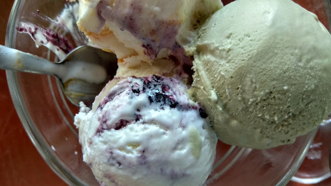 Opinii despre Bor Cukrászda és Kávézó - Dabas în Dabas - Vendéglátás