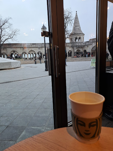 Opinii despre Starbucks Castle în Budapest - Vendéglátás