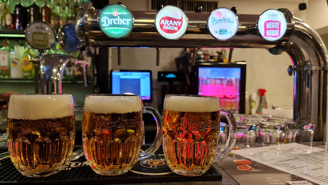 Opinii despre Piros Hetes presszó în Budapest - Vendéglátás