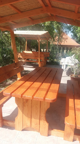 Opinii despre Pizzeria Gastro Salamone Kft. în Mende - Vendéglátás