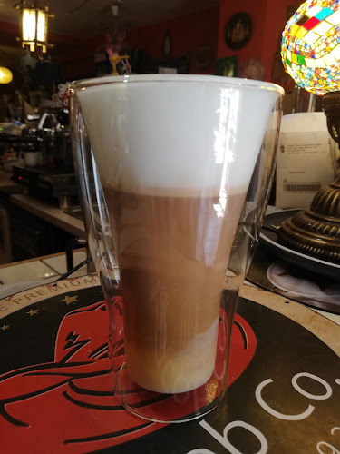 Opinii despre Mandala Teaház în Győr - Vendéglátás