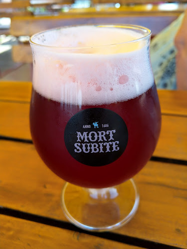 Comentarii opinii despre Hangulat Söröző és Pizzéria