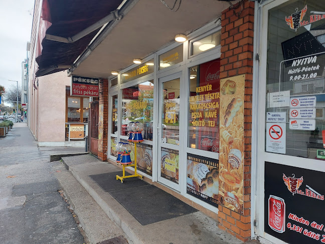 Comentarii opinii despre Muhadri Pékség