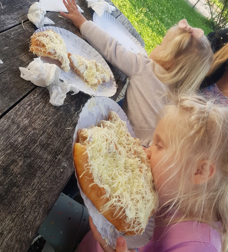 Comentarii opinii despre Lángossütő Pálháza