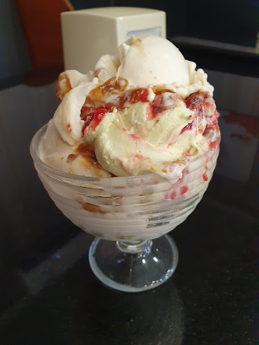 Bianco Nero cukrászda - Vendéglátás