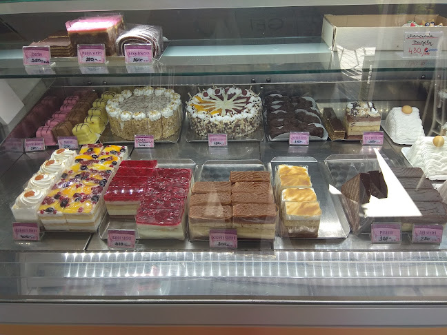 Békés, Széchenyi tér 4-2, 5630, 5630