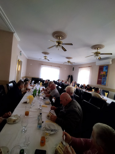 Opinii despre Vuk Söröző în Hódmezővásárhely - Vendéglátás