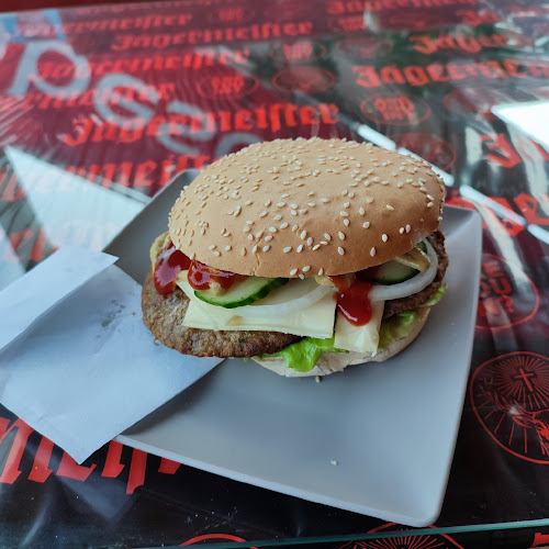 Opinii despre Torkos Kávézó în Böhönye - Vendéglátás