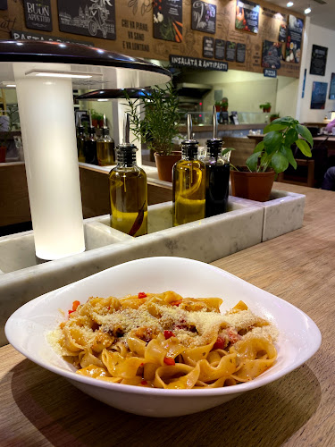 Opinii despre Vapiano în Győr - Vendéglátás