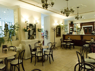 Bécsi Kávéház és Cukrászda Kft - Sütemények, torták.