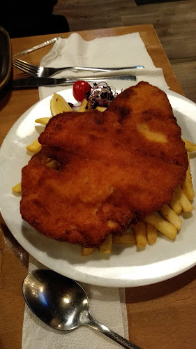 Opinii despre Kupak Bar & Bistro în Budapest - Vendéglátás