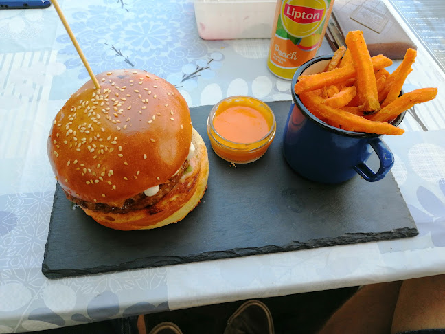 Bazár Burger Bar - Vendéglátás