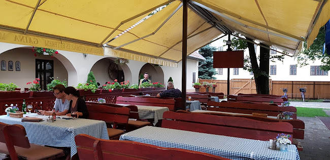 Opinii despre Múzeum Kávéház és Étterem în Balmazújváros - Vendéglátás