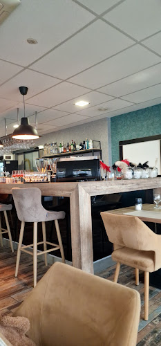 Aranylakat Bistro - Vendéglátás