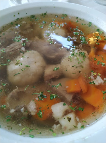 Comentarii opinii despre Víg Kalmár Étterem