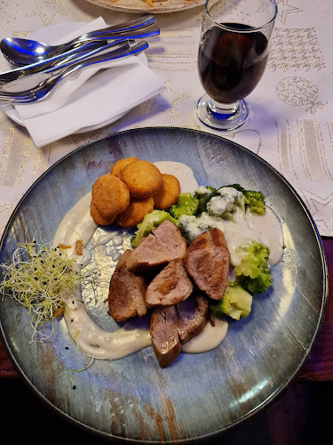 Kalóz Fregatt - Vendéglátás