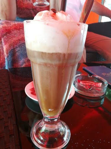 Comentarii opinii despre Parti Kávézó