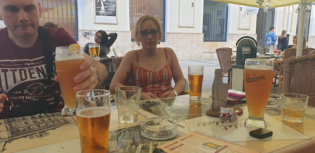 Comentarii opinii despre Déryné Presszó