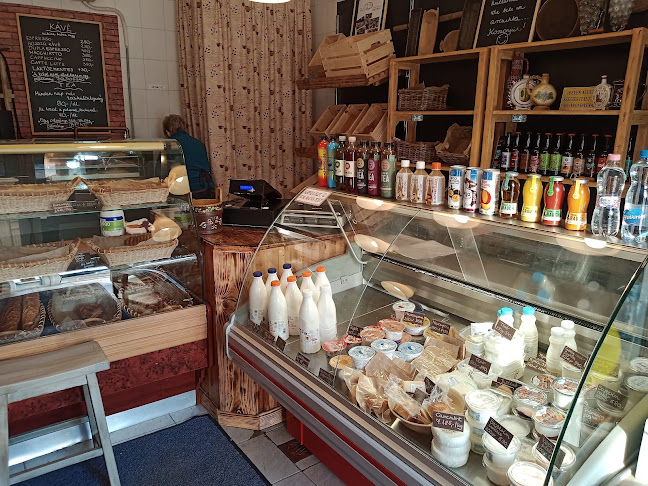 Opinii despre Szentjánoskenyér Pékség, Tejbolt és Kézműves Kuckó în Ráckeresztúr - Vendéglátás