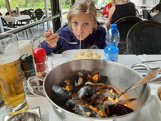 Comentarii opinii despre Mauro Ristorante Pizzéria Zamárdi