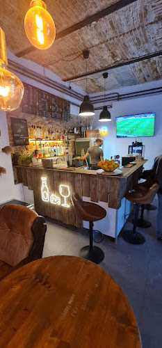 Peki - Vendéglátás